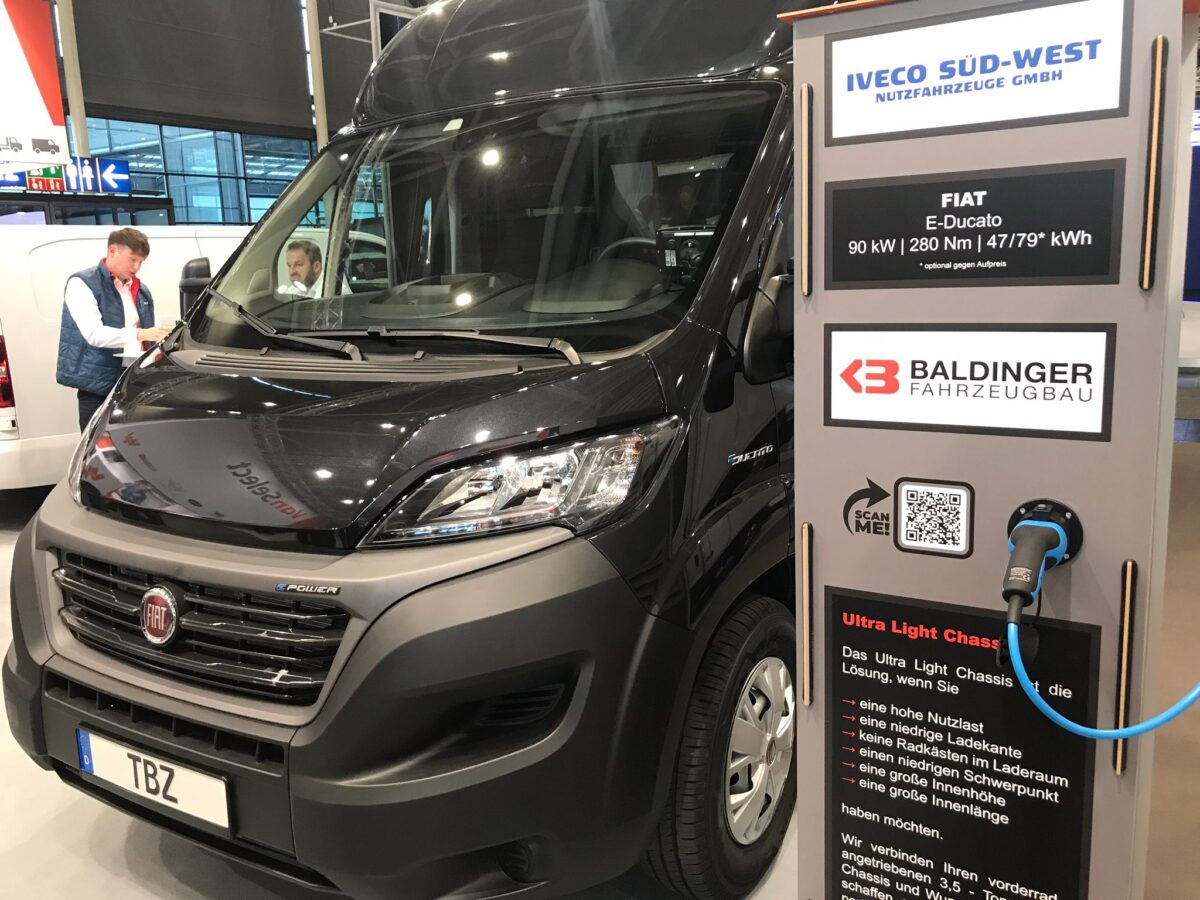 Fiat E-Ducato Elektro Transporter schwarz